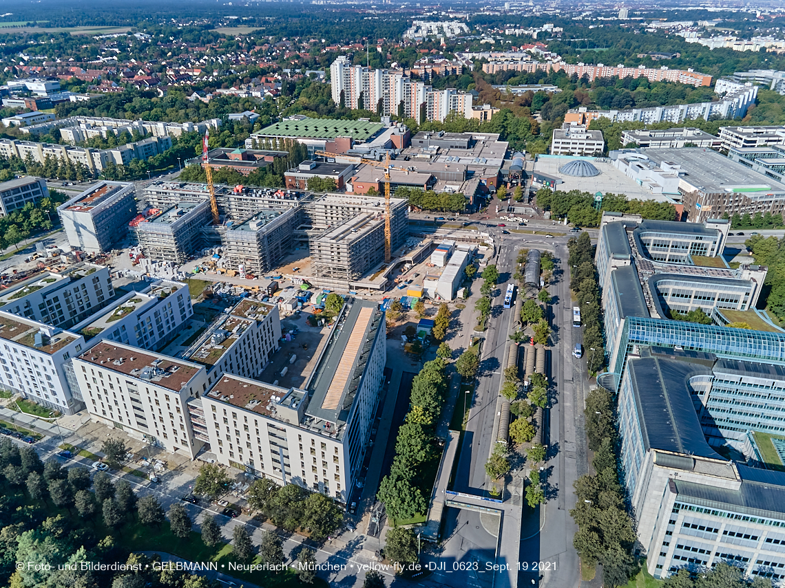 19.09.2021 - Perlach Plaza und Umgebung in Neuperlach 